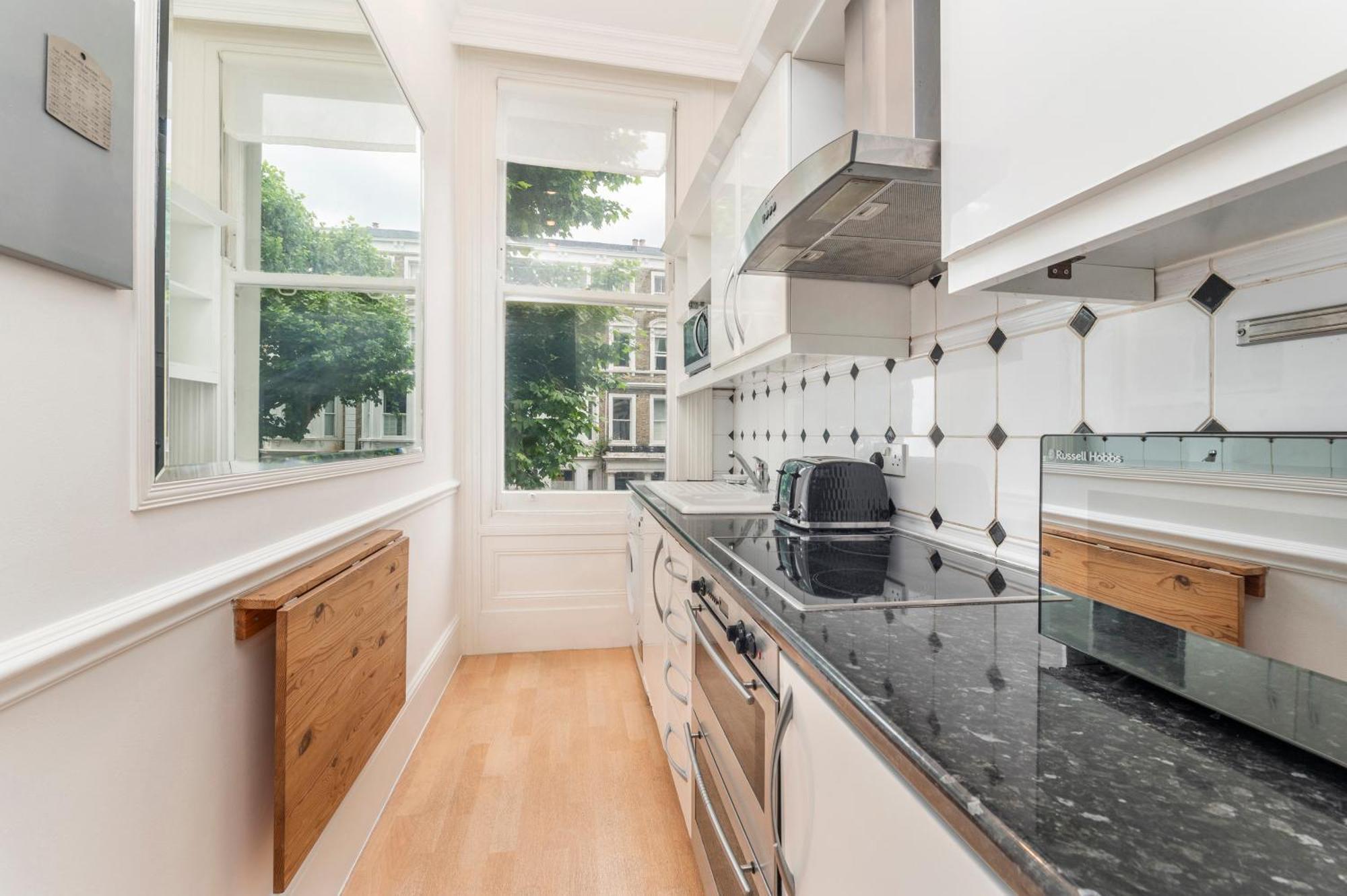 2 Min Walk Earls Court Station - Luxury 2 Bedroom Flat Londra Exterior foto