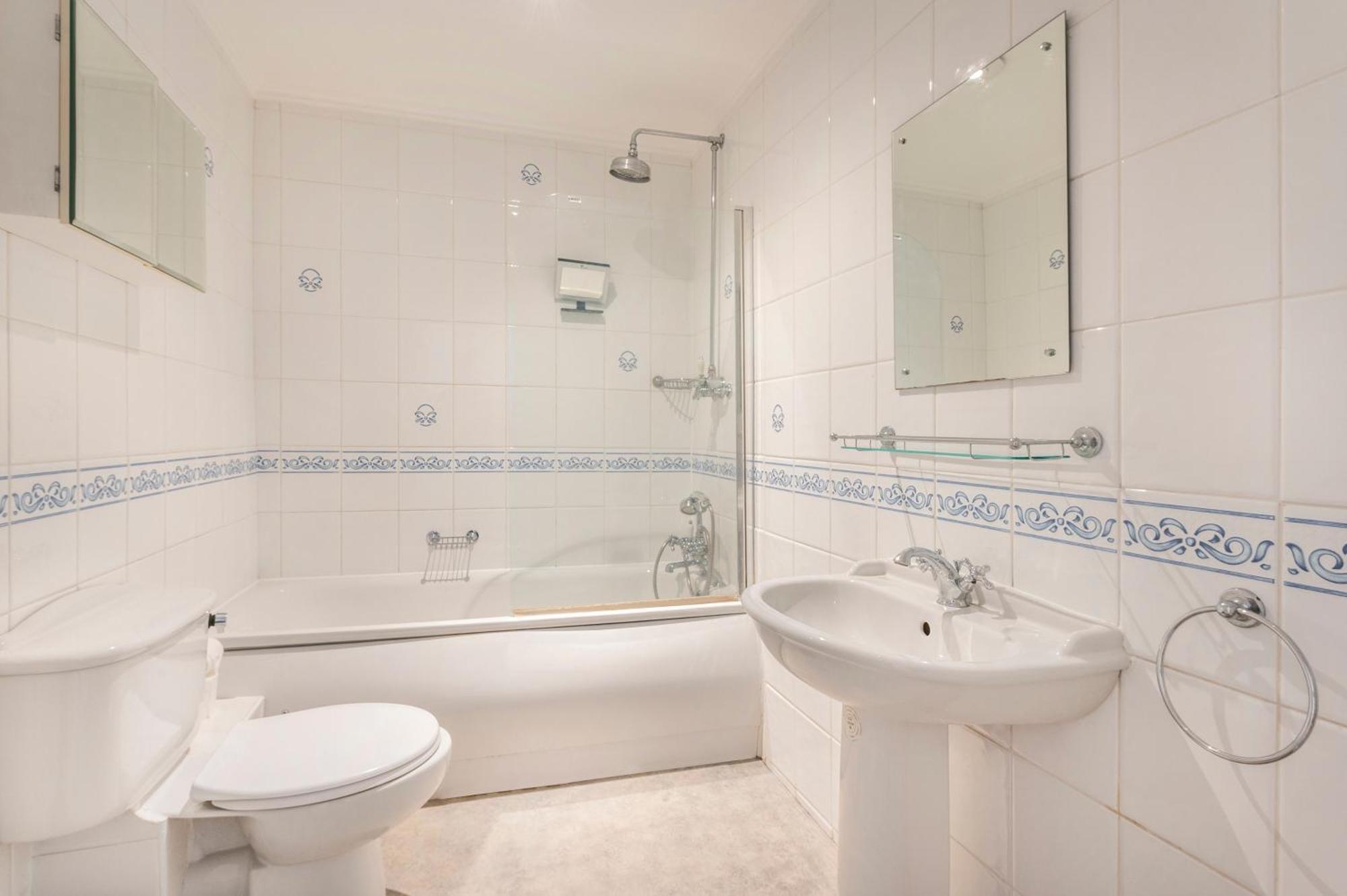2 Min Walk Earls Court Station - Luxury 2 Bedroom Flat Londra Exterior foto